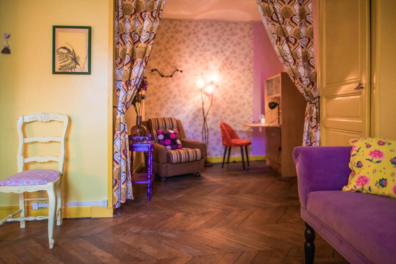 Апартаменты The Vintage Bed And Broc' Saint-Calais Экстерьер фото